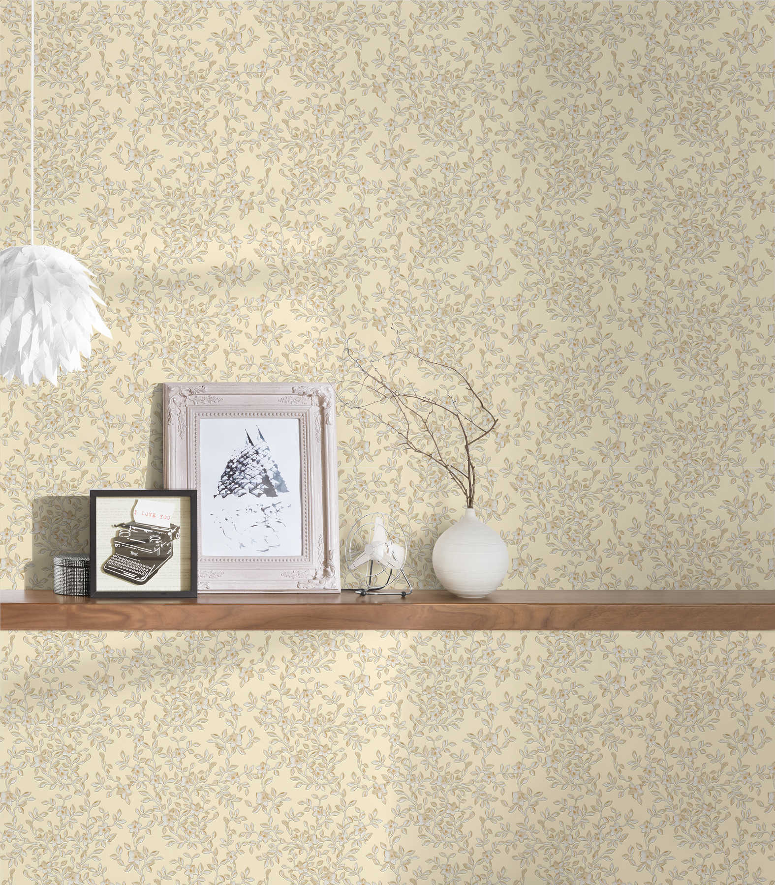 Floral Gold Metallic Wallcovering (main)