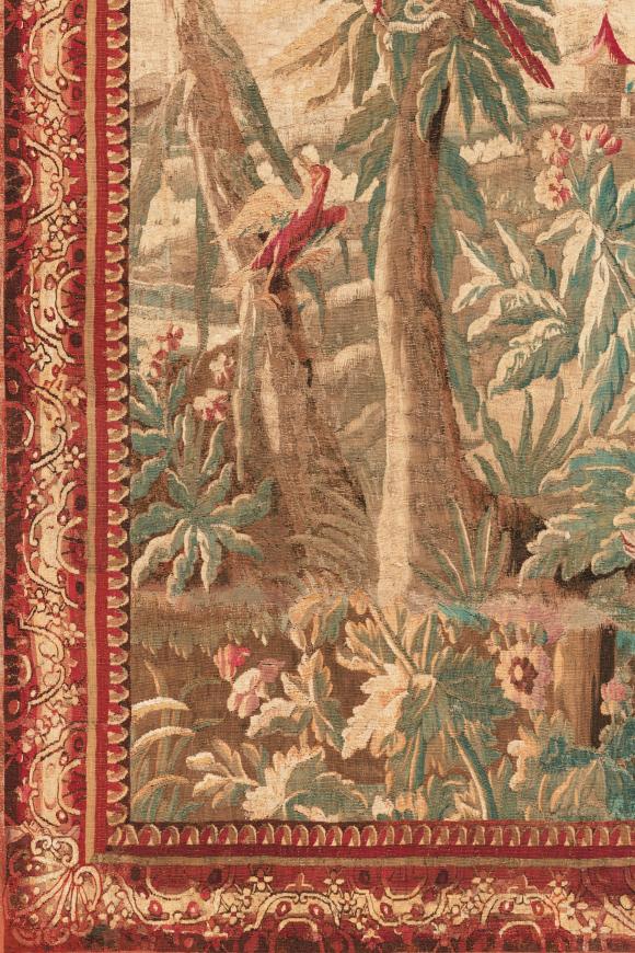 Floraison Red Foliage Wallcovering view 4